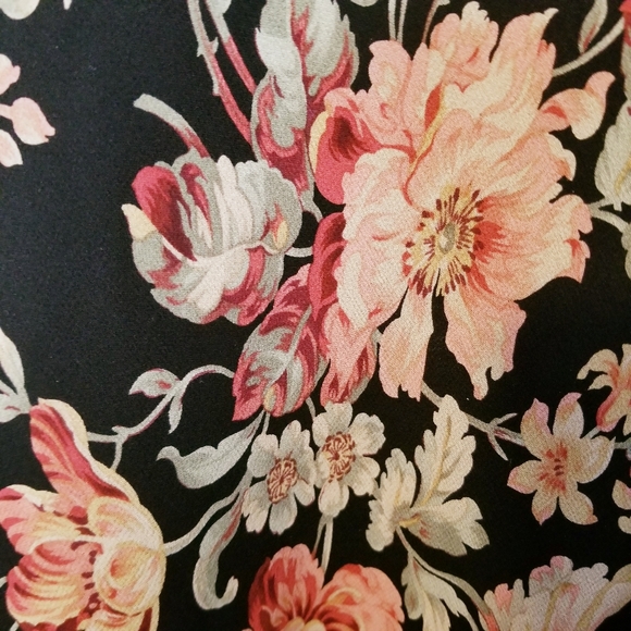 Ralph Lauren Floral Dress 🤍 - Picture 4 of 4